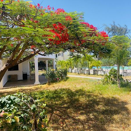 3 Bedroom White House Malindi Buitenkant foto